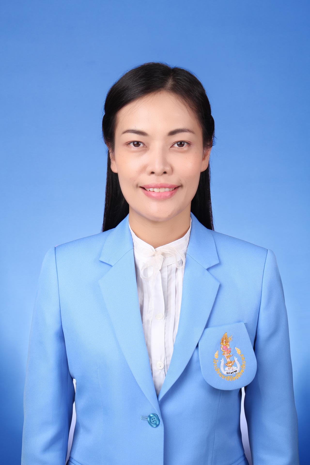 นางวรารัตน์    อริยะศักดิ์
