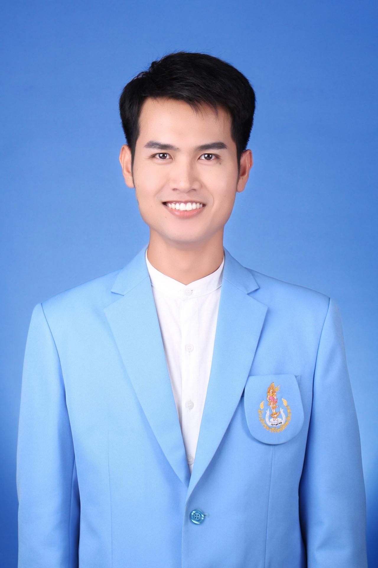 ยุรนันท์   