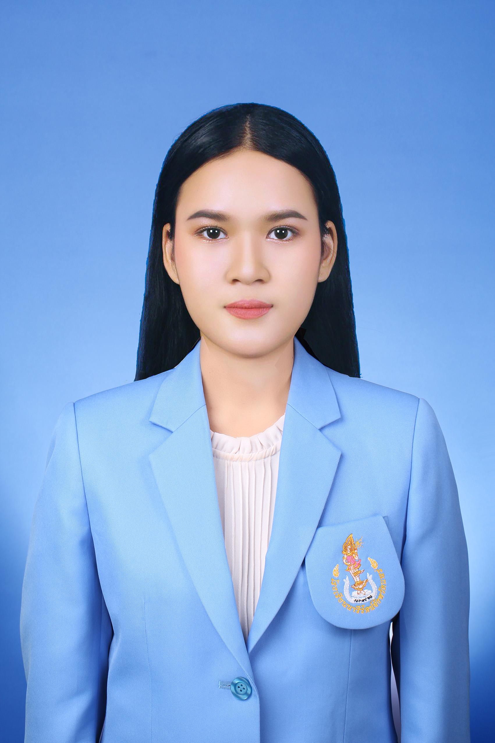 นัทธ์ธนันท์  