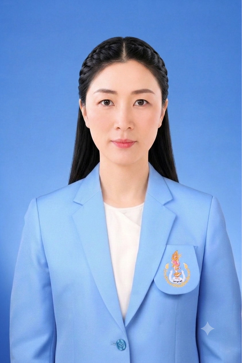 พรทิพย์  